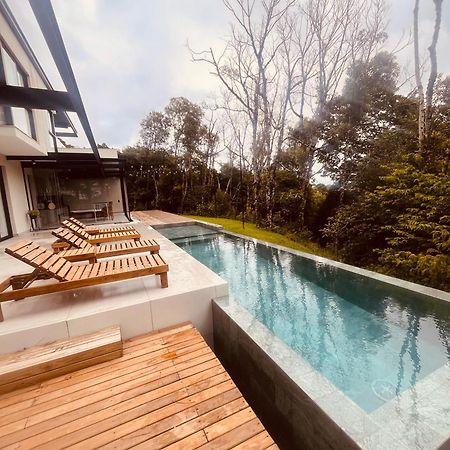 Paraiso Em Rancho Queimado Com Piscina Aquecida Ngoại thất bức ảnh